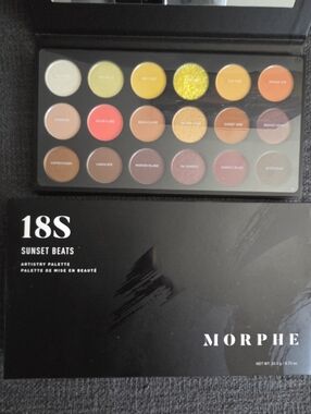 MORPHE 18S Sunset Beats Eyeshadow Palette BNIB